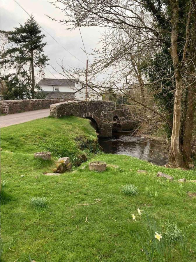 Cosy Arts & Crafts Cottage With Stunning Views Brecon Kültér fotó